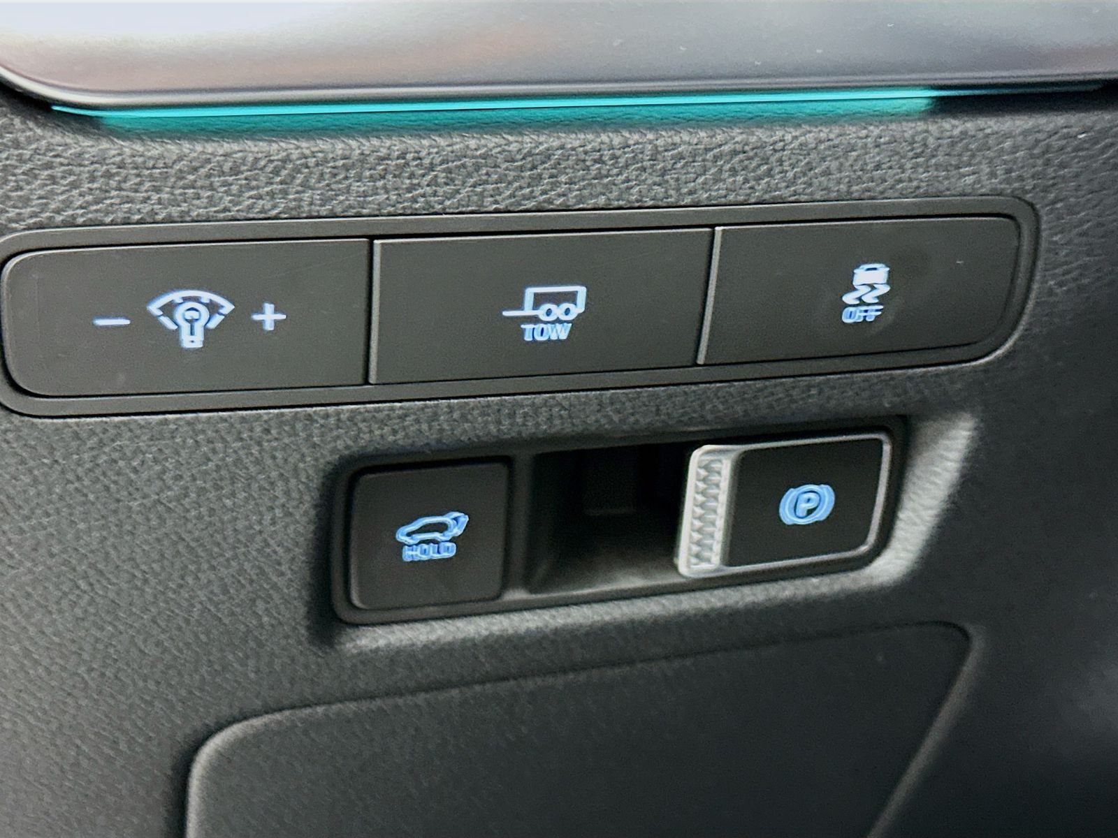 Used 2025 Silver Hyundai Calligraphy image 10