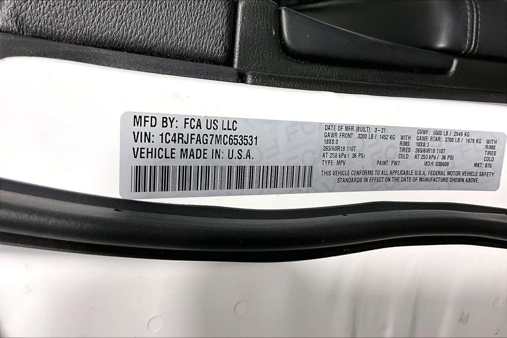 Used 2021 White Jeep Laredo E image 5