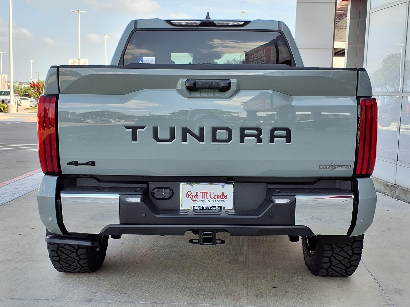 New 2026 Lunar Rock Toyota SR5 image 6