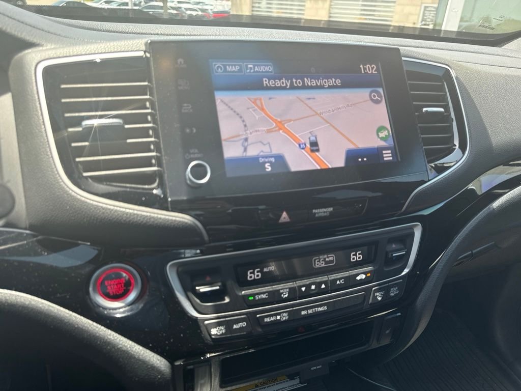 Used 2022 Gray Honda Black Edition image 11