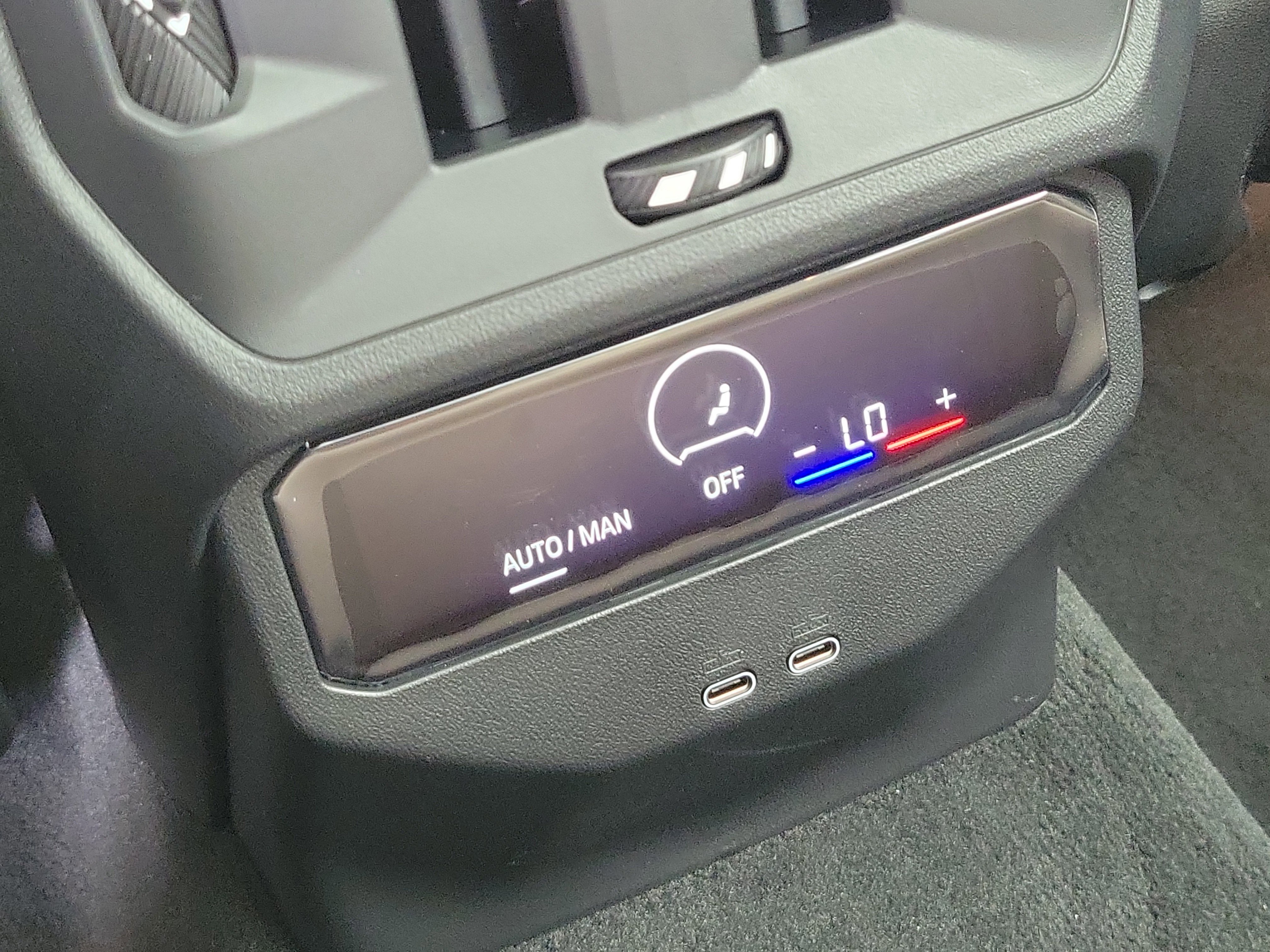 New 2026 Dark Graphite Metallic BMW 30 xDrive image 13