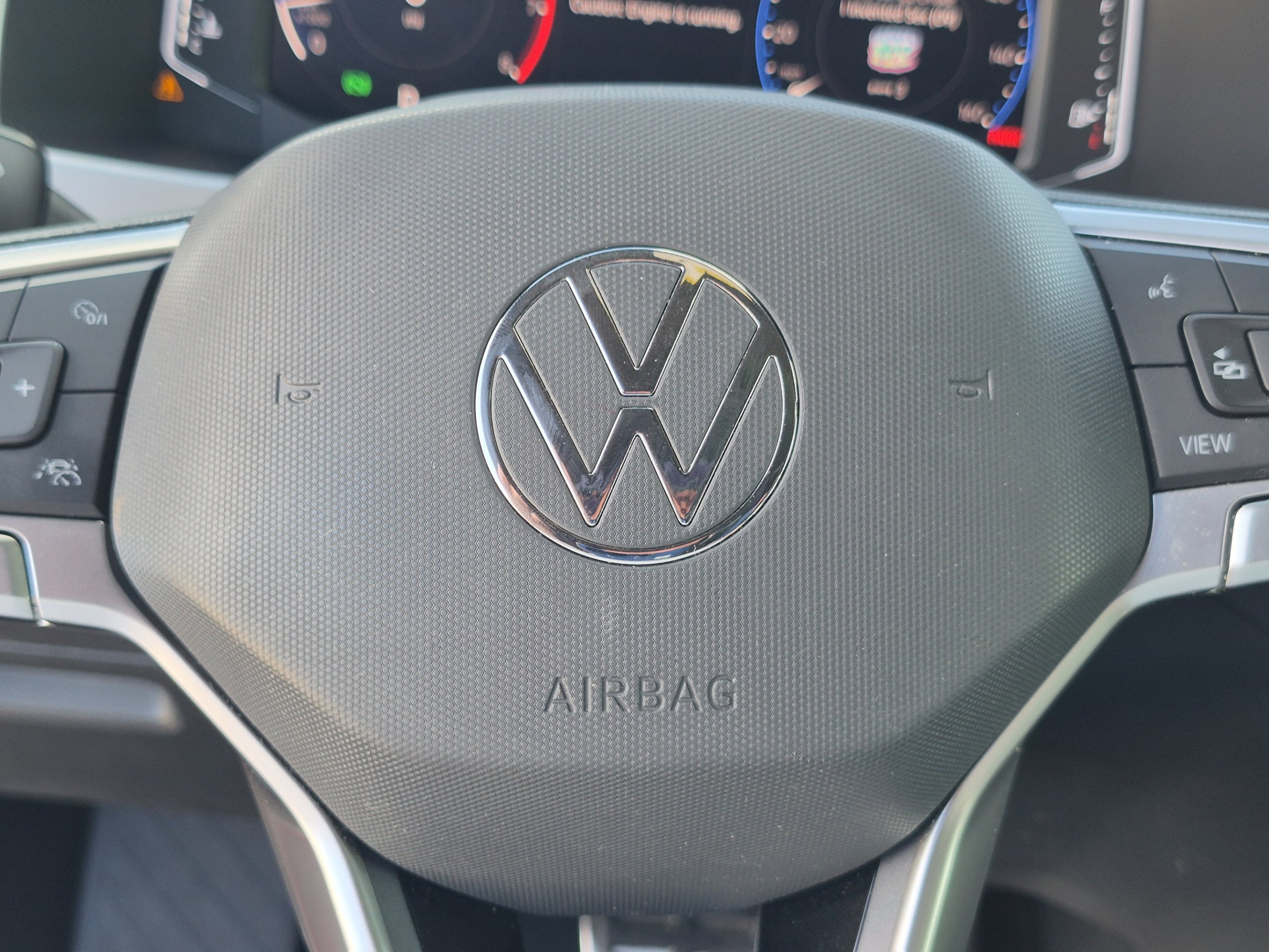 Used 2021 Aurora Red Metallic Volkswagen 3.6L V6 SEL Premium R-Line image 40
