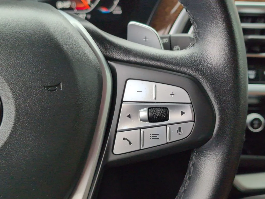 Used 2023 Blue BMW xDrive30i image 29