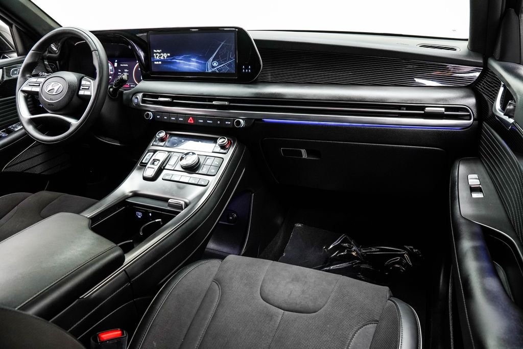 Used 2025 Black Hyundai Calligraphy Night Edition image 23