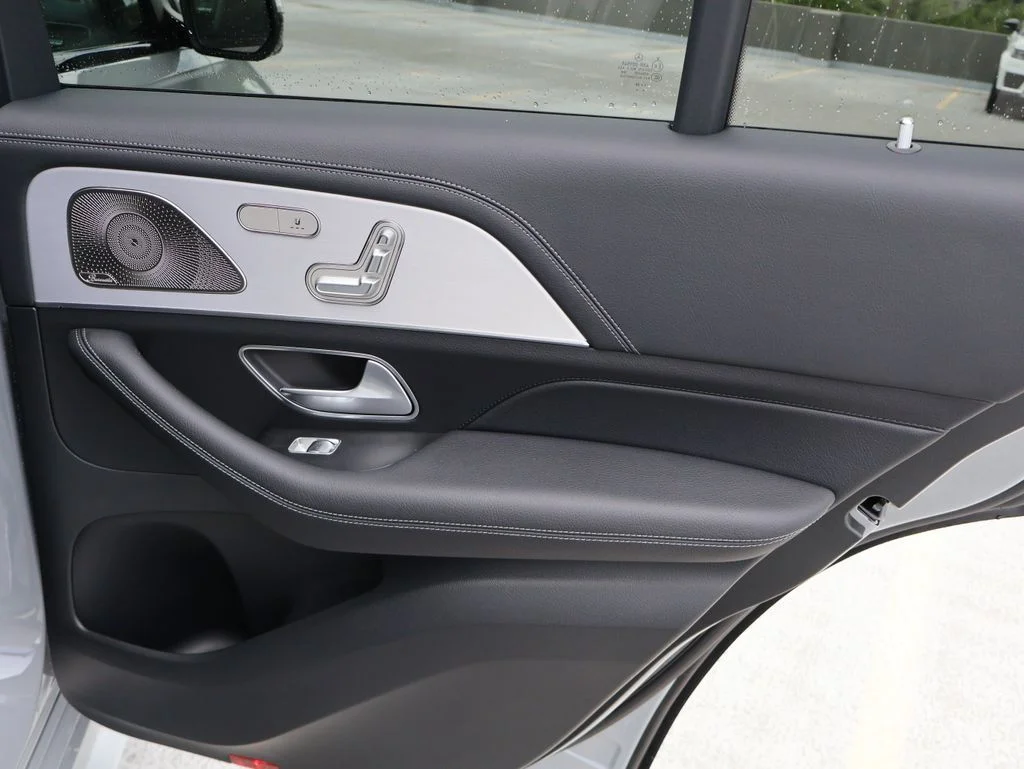 New 2026 MANUFAKTUR Alpine Gray Mercedes-Benz GLE 450 image 14