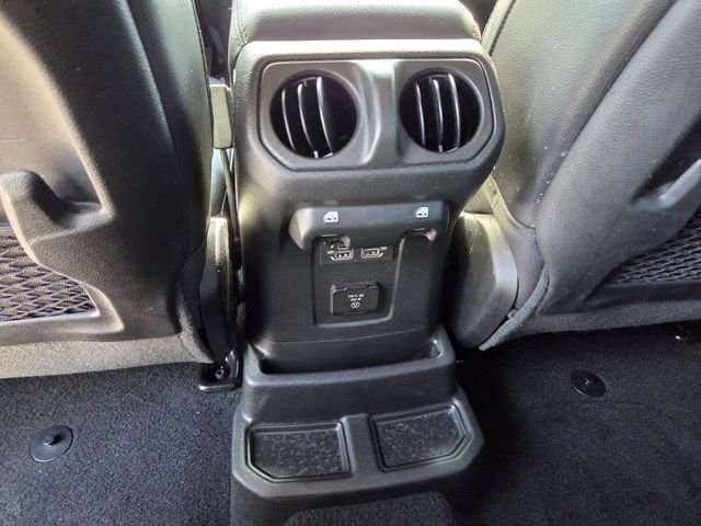 Used 2023 White Jeep Rubicon 392 image 17