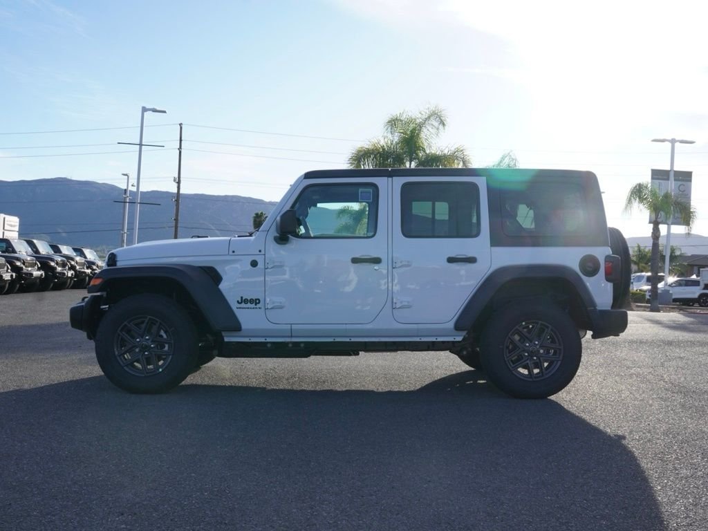 New 2026 Bright White Clear-Coat Exterior Paint Jeep Sport image 5