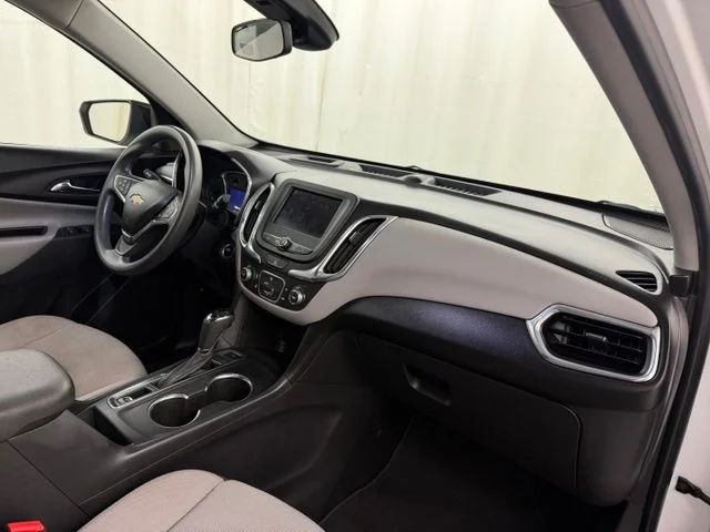 Used 2020 White Chevrolet LT image 13