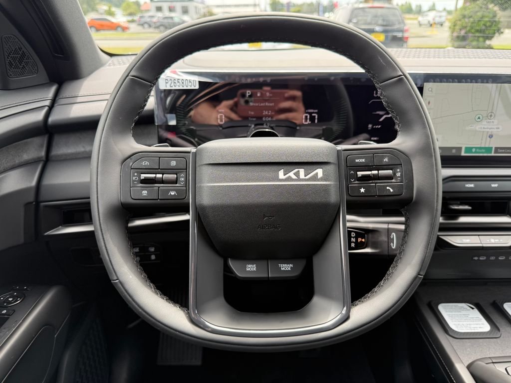 New 2027 Black Jade Green Kia X-Line EX image 22