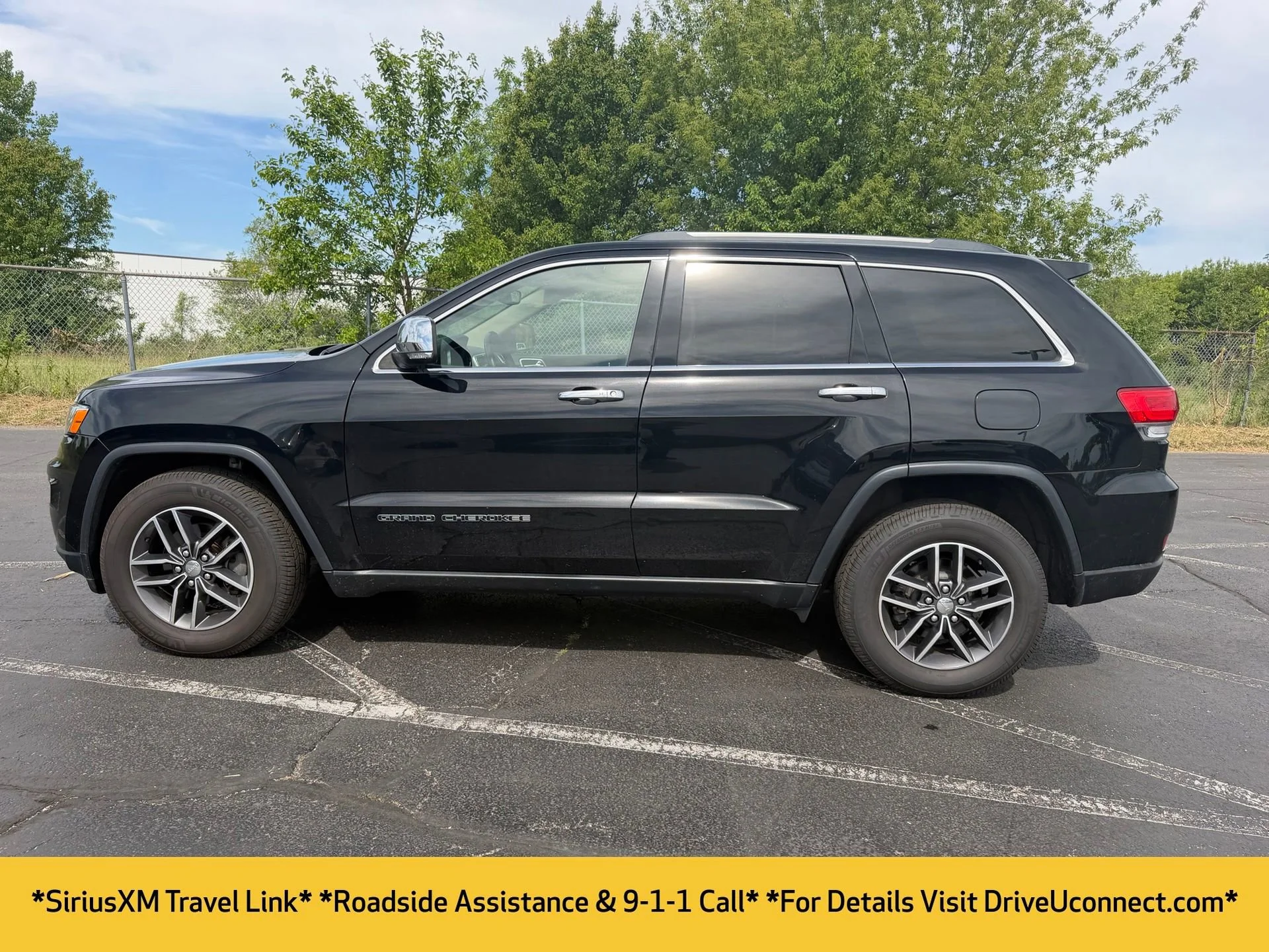 Used 2017 Black Jeep Limited 4x4 image 8