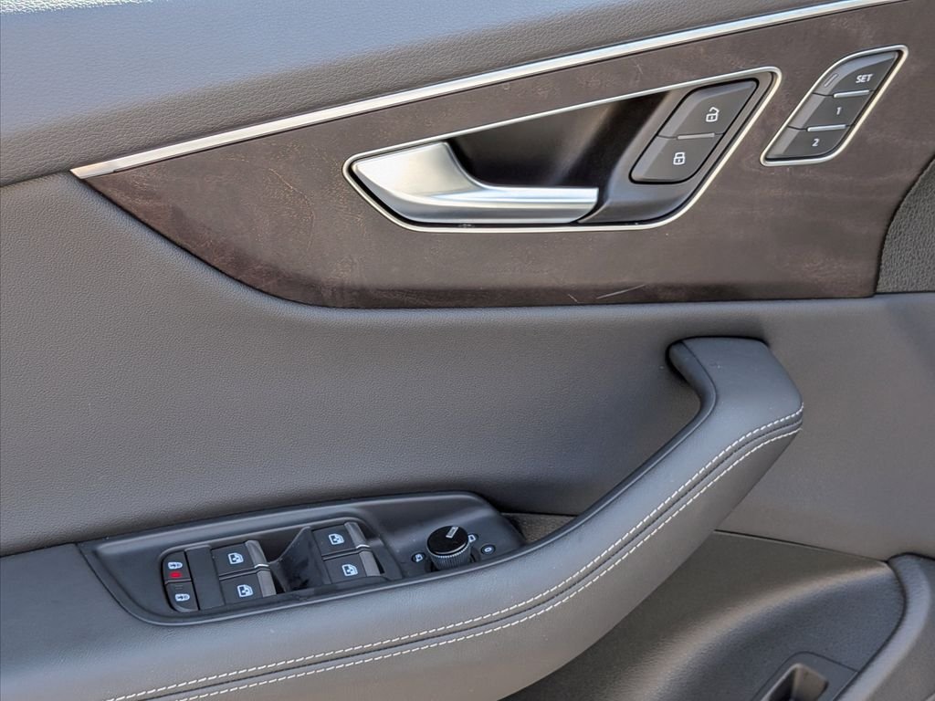 2023 Audi Q8 Premium Plus - Photo 8