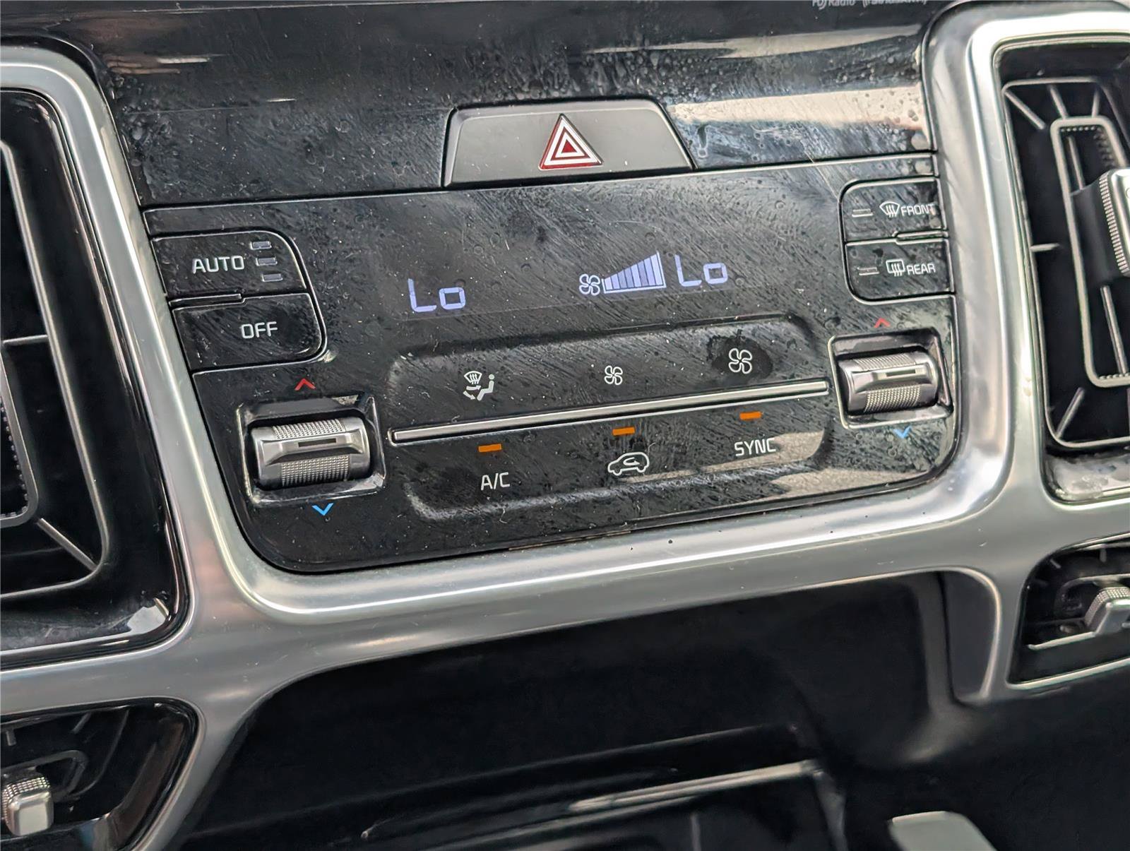 Used 2023 Gravity Grey Kia SX image 29