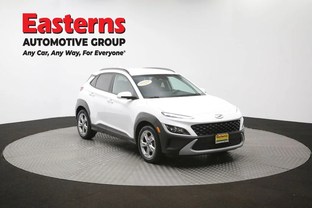 Used 2023 White Hyundai SEL image 48