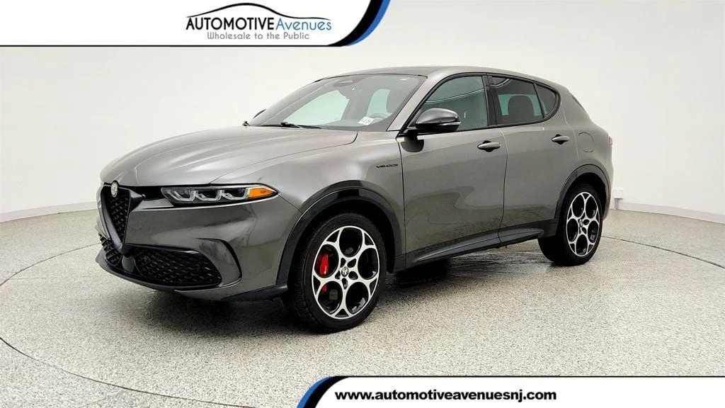 2024 Alfa Romeo Tonale Veloce's photo