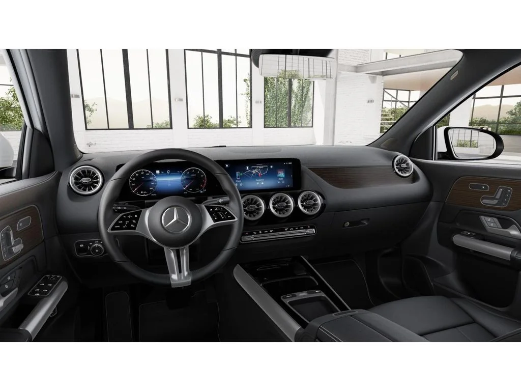 New 2026 White Mercedes-Benz GLA 250 image 3