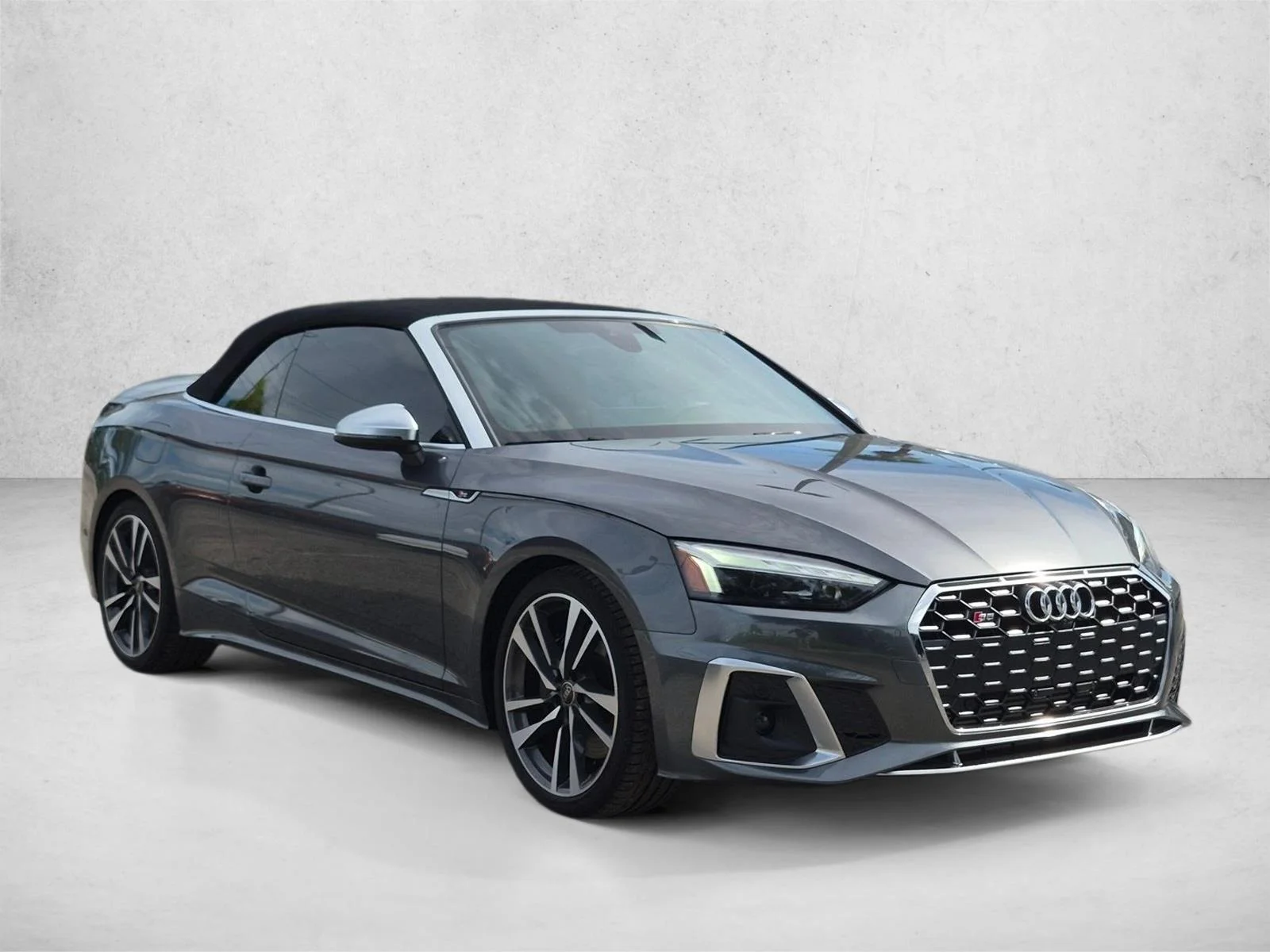 Used 2024 Grey Audi Premium Plus image 3
