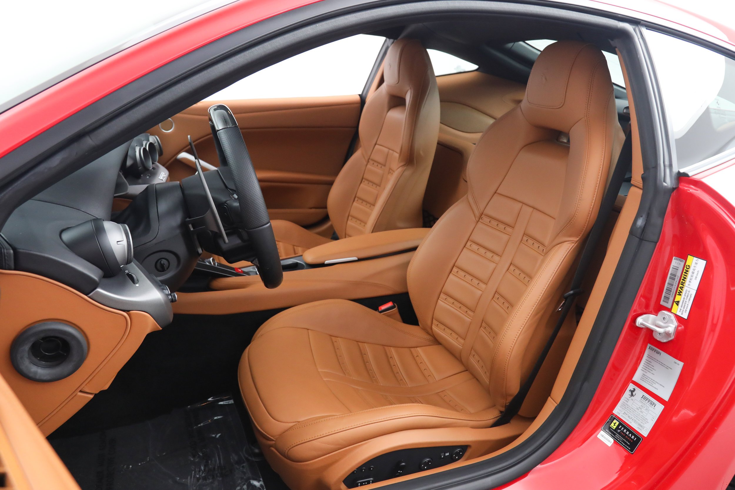 Used 2014 Red Ferrari  image 5