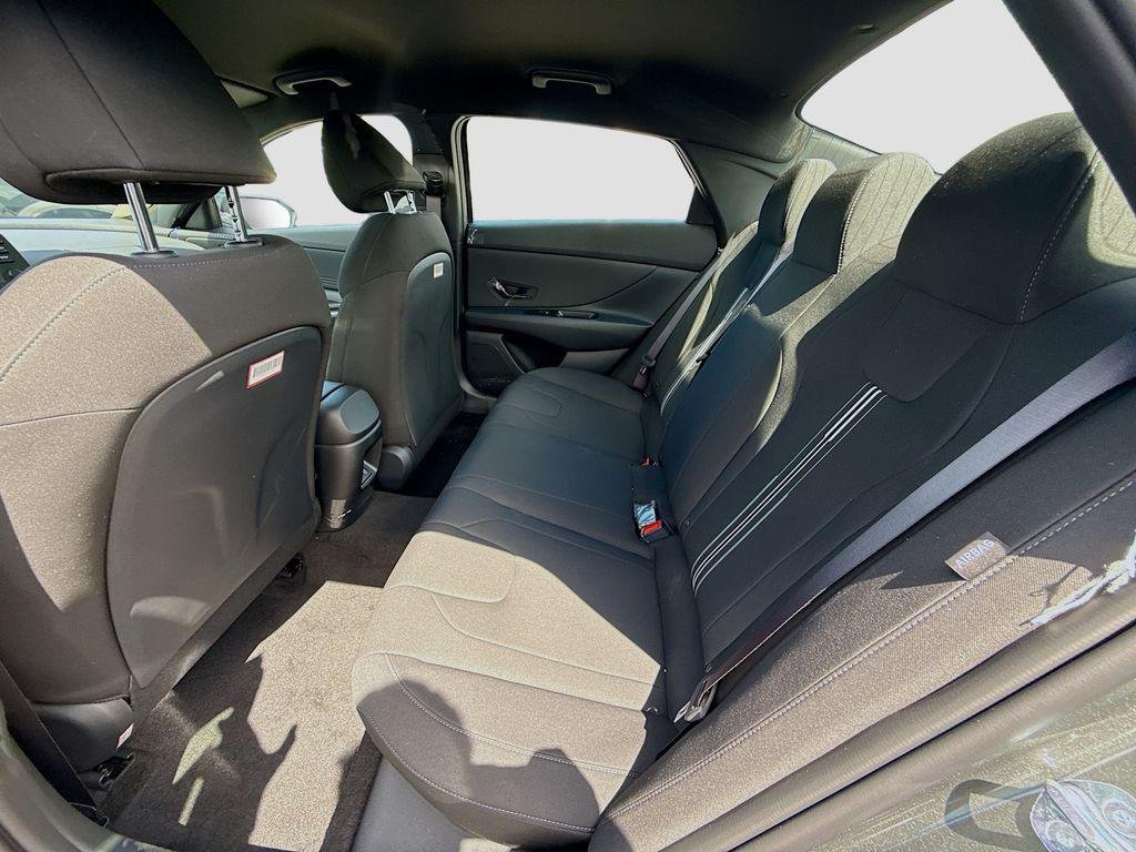 New 2026 Amazon Gray Hyundai SEL Sport image 17