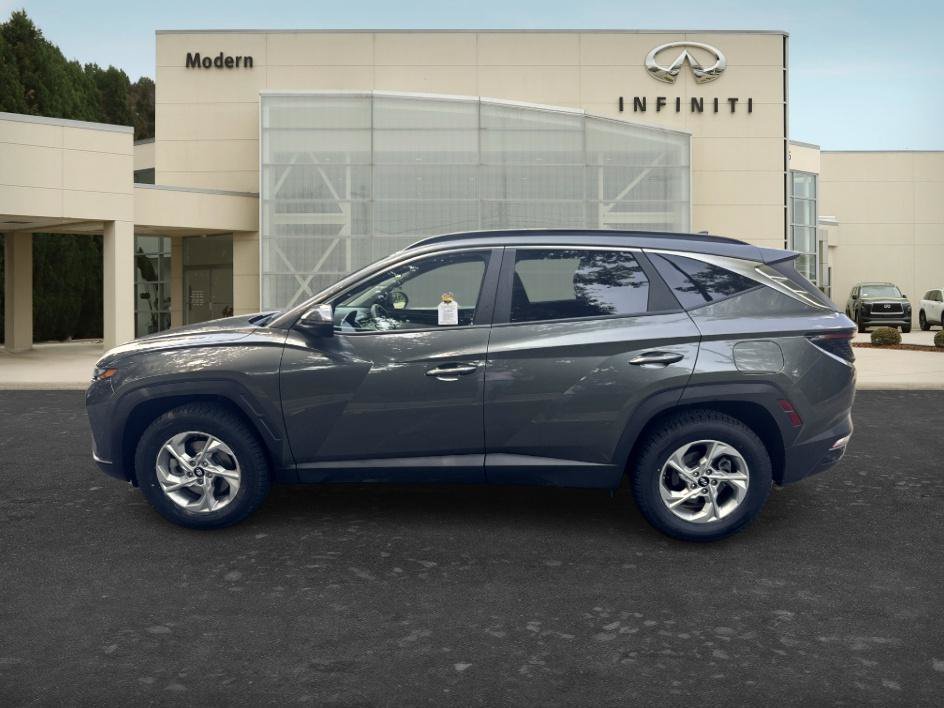 Used 2022 Amazon Gray Hyundai SEL image 7