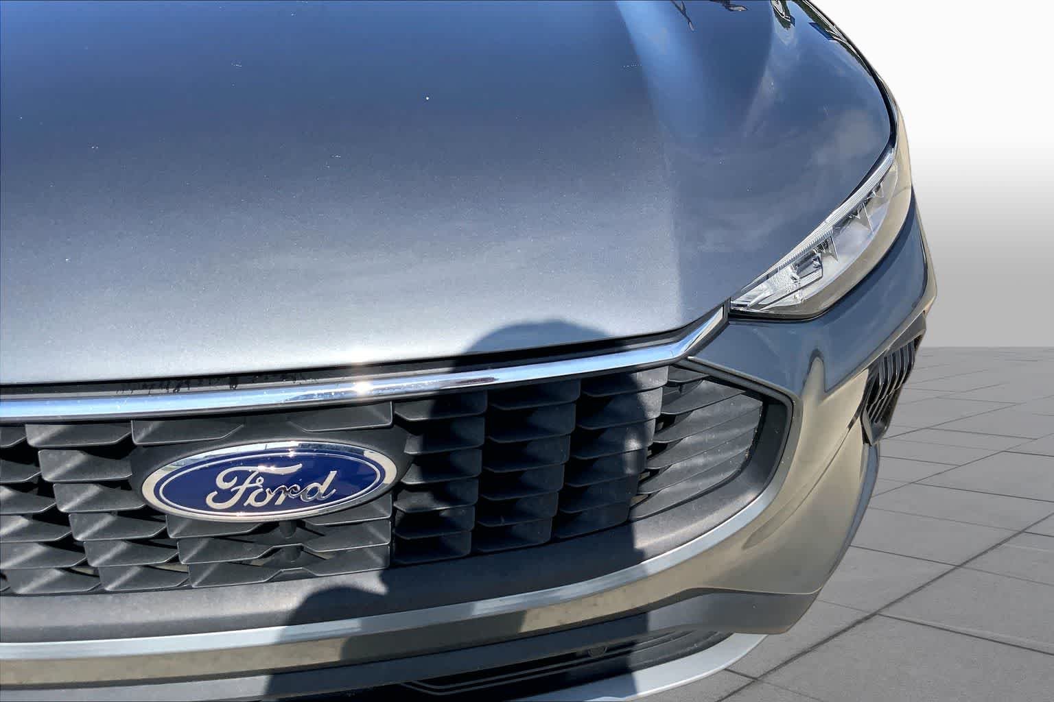 Used 2024 Carbonized Gray Metallic Ford Active image 29