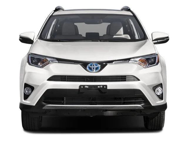 Used 2016 Classic Silver Metallic Toyota Limited image 7