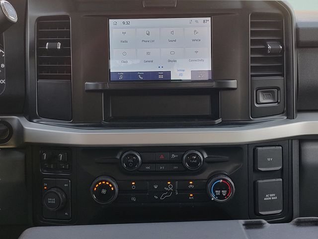Used 2025 White Ford XLT image 13