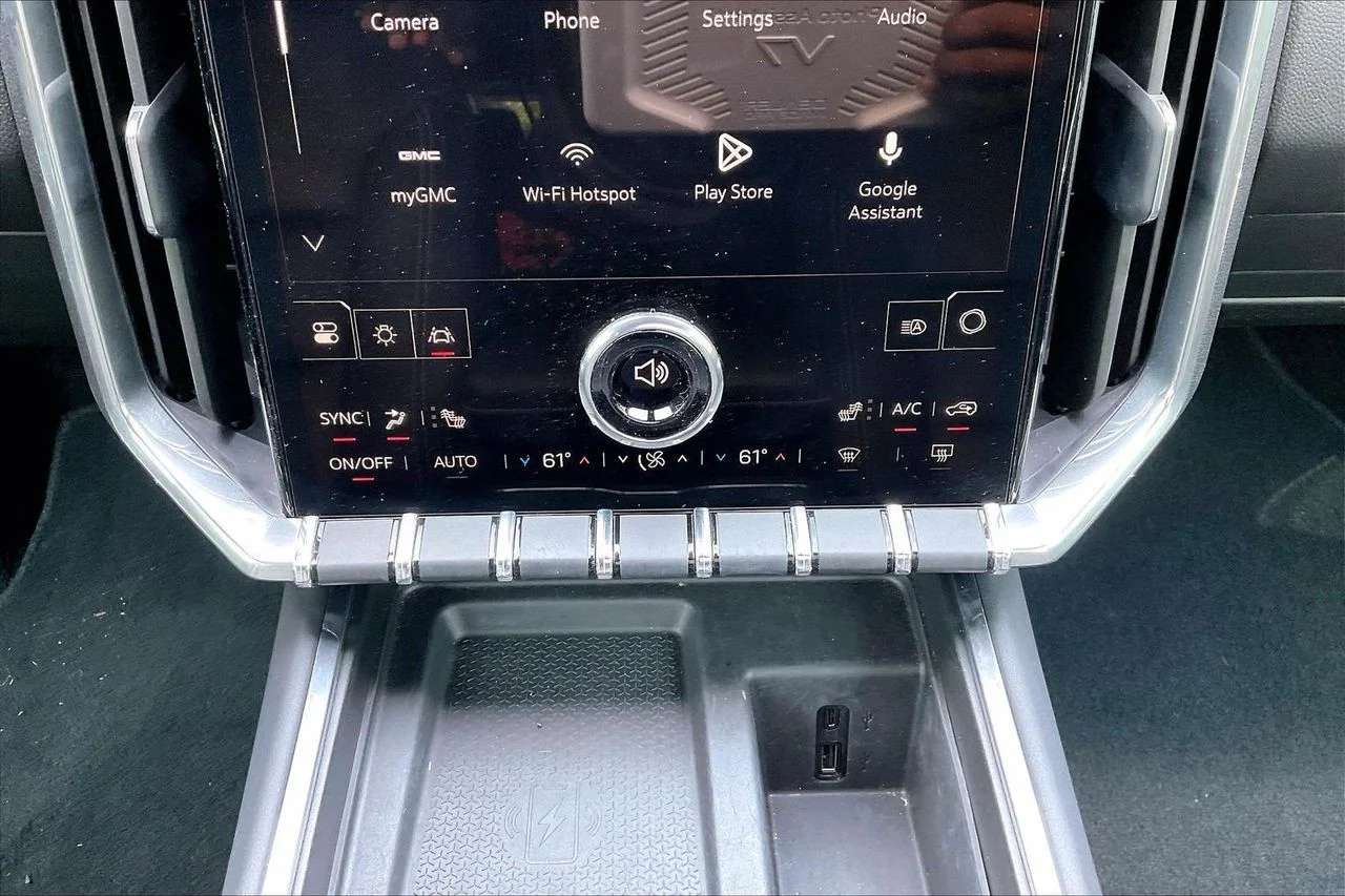 Certified Used 2025 Silver GMC Elevation image 18
