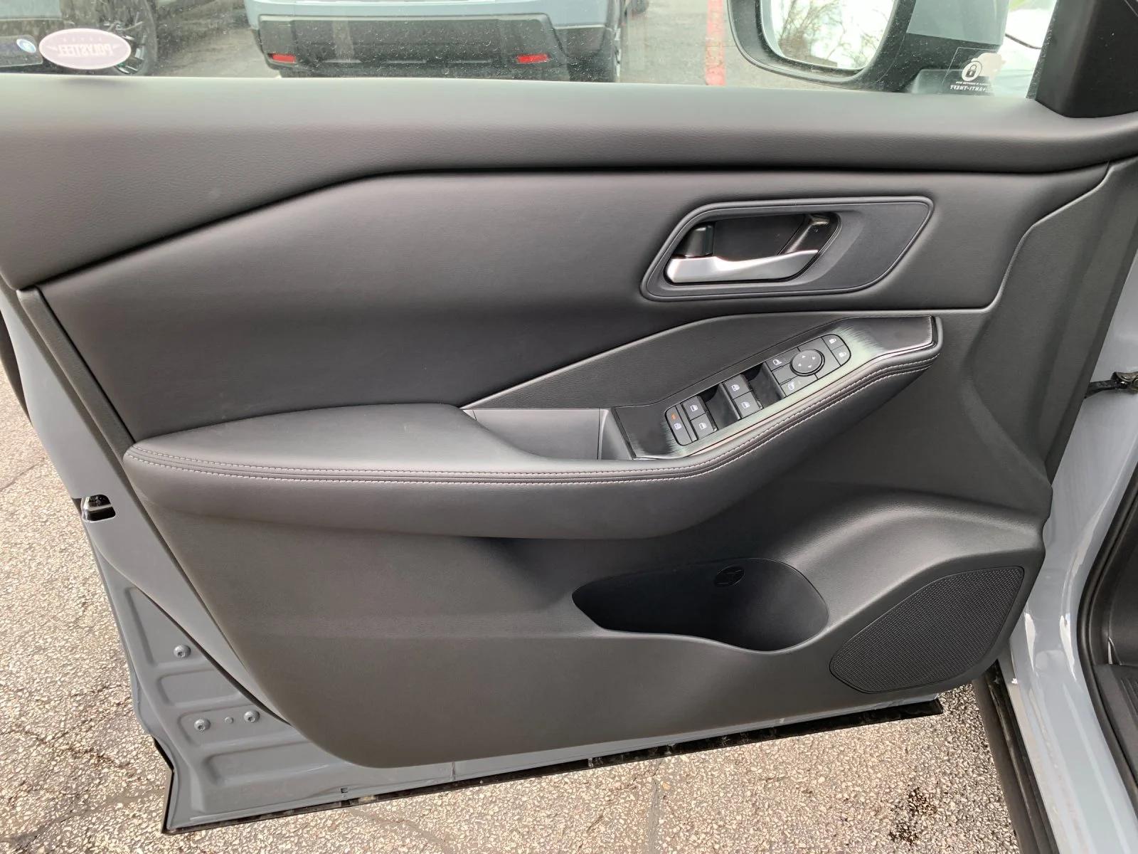 New 2026 Boulder Gray Pearl Nissan SV image 11