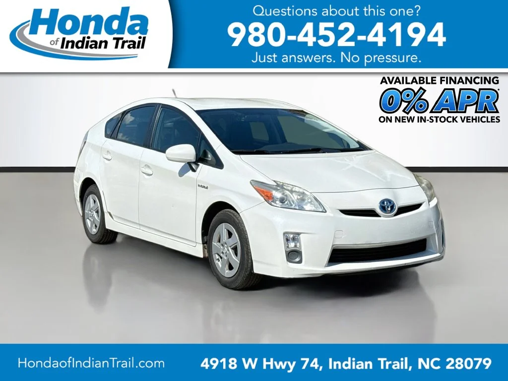 Used 2011 Blizzard Pearl Toyota Two image 1