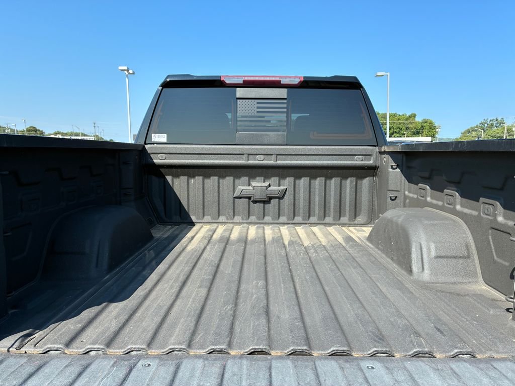 Used 2021 Black Chevrolet LTZ image 4