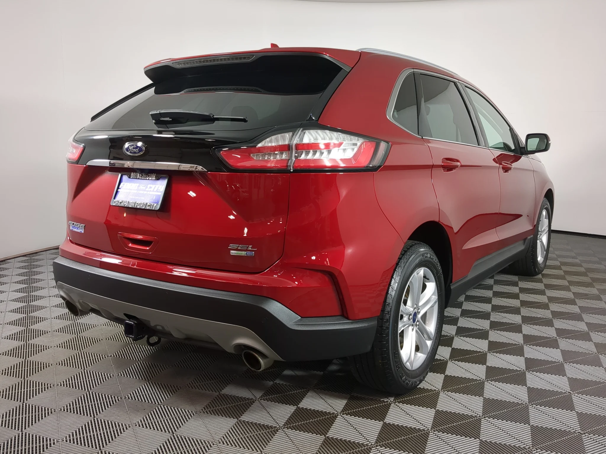 Used 2020 Rapid Red Metallic Tinted Clearcoat Ford SEL image 10