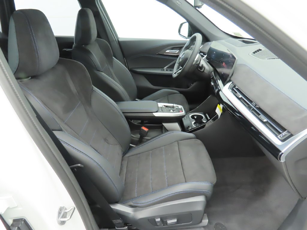 Certified Used 2026 Alpine White BMW xDrive28i image 21