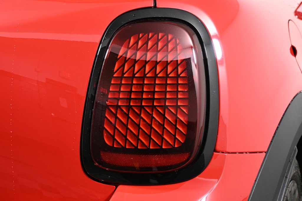 Used 2026 Red MINI  image 21