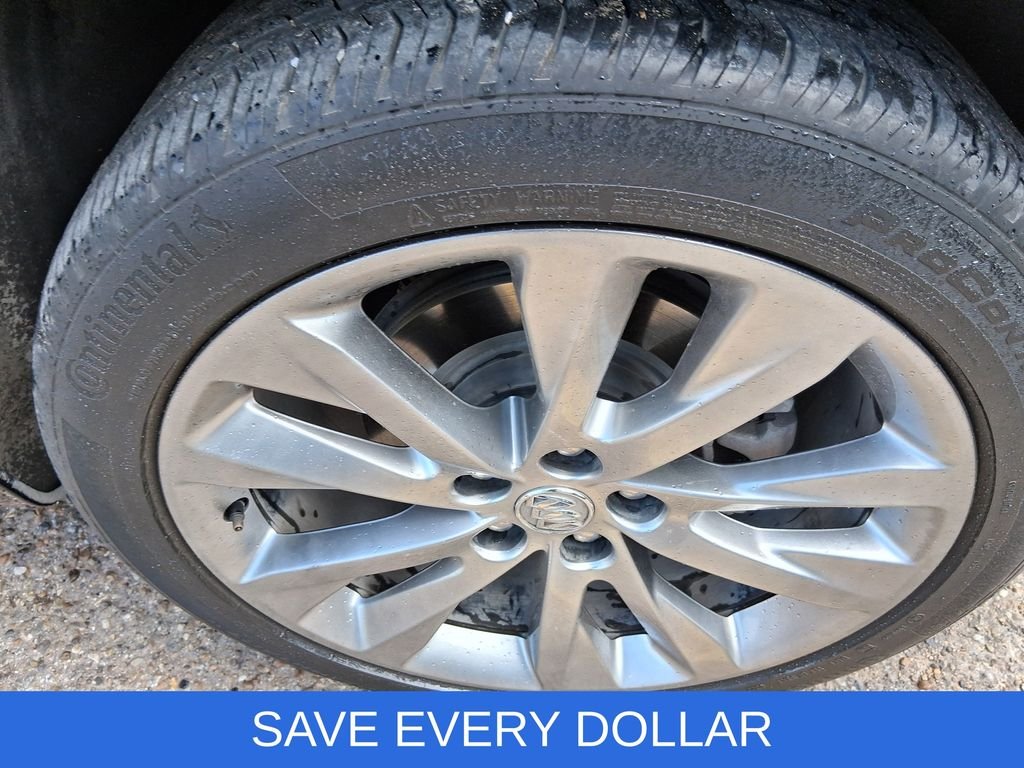 Used 2023 Black Buick Avenir image 8