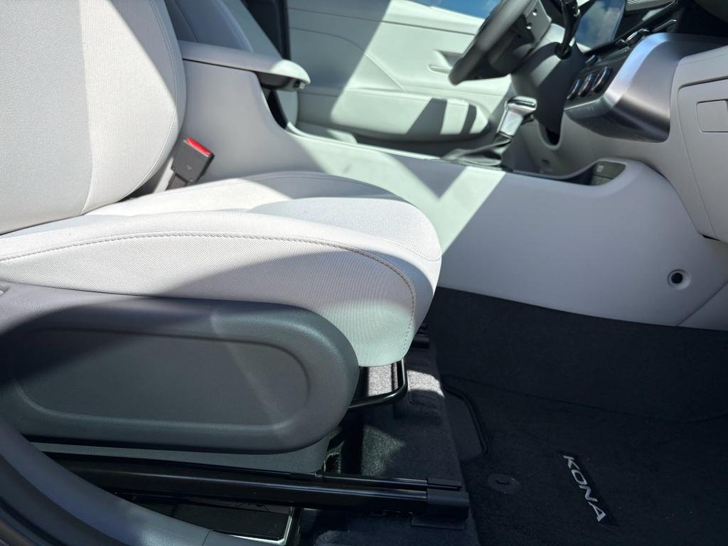 New 2026 Ecotronic Gray Pearl Hyundai SE FWD image 27