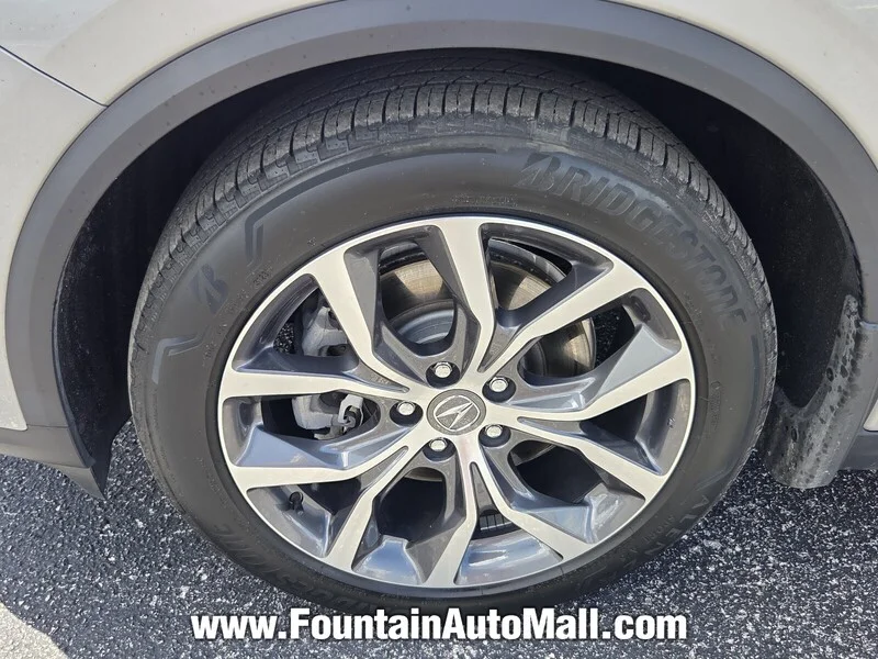 Used 2024 Lunar Silver Metallic Acura FWD W/TECHNOLOGY PACKAGE image 7