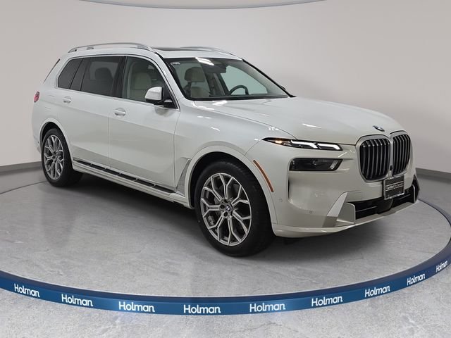 Certified Used 2024 Mineral White Metallic BMW xDrive40i image 3