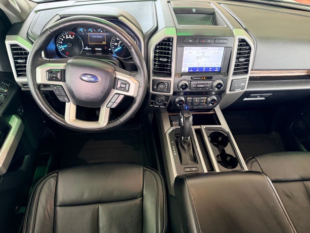 Used 2020 White Ford Lariat image 17
