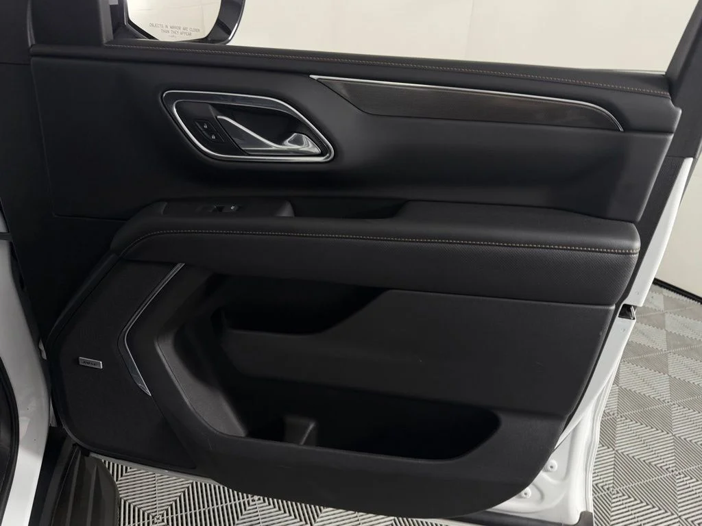 2023 GMC Yukon AT4 - Photo 32