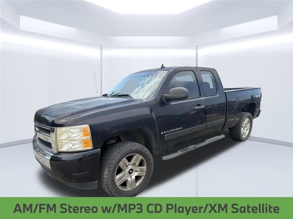 Used 2008 Black Chevrolet LT image 6