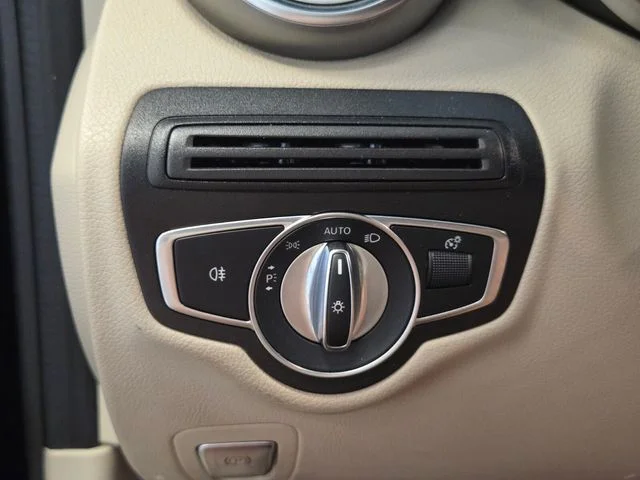 Used 2018 Black Mercedes-Benz C 300 image 26