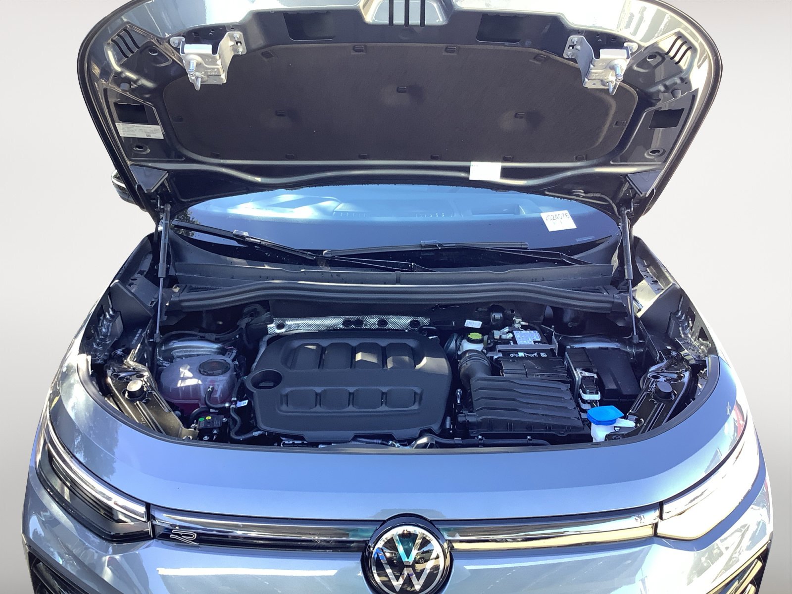 New 2026 Platinum Gray Metallic Volkswagen SE R-Line Black image 11