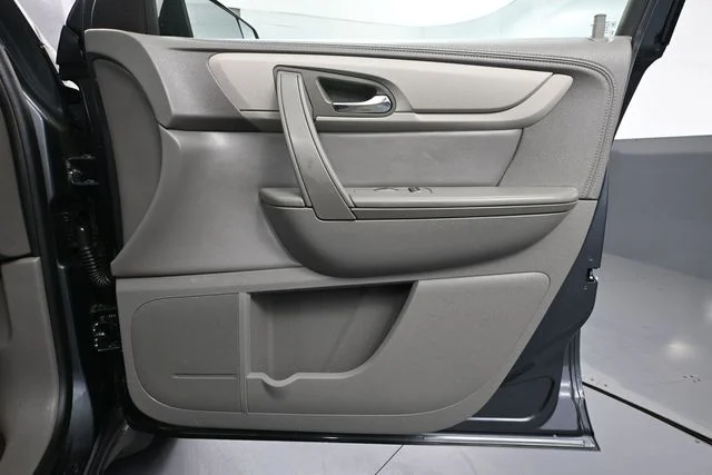 Used 2014 Gray Chevrolet LS image 43