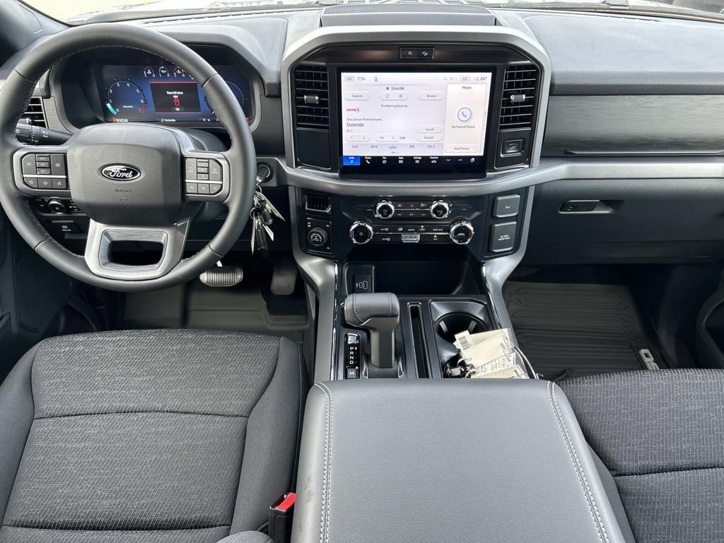 New 2026 Silver Metallic Ford 4X4 CREWCAB XLT image 14