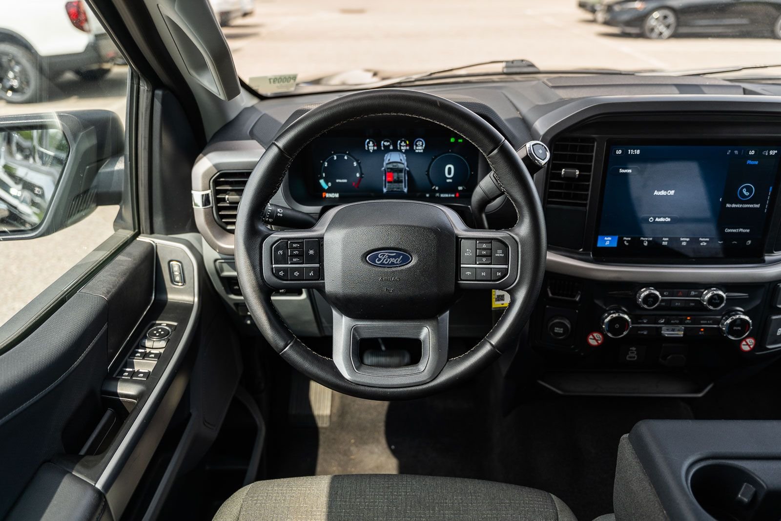 2025 Ford F-150 XLT - Photo 22