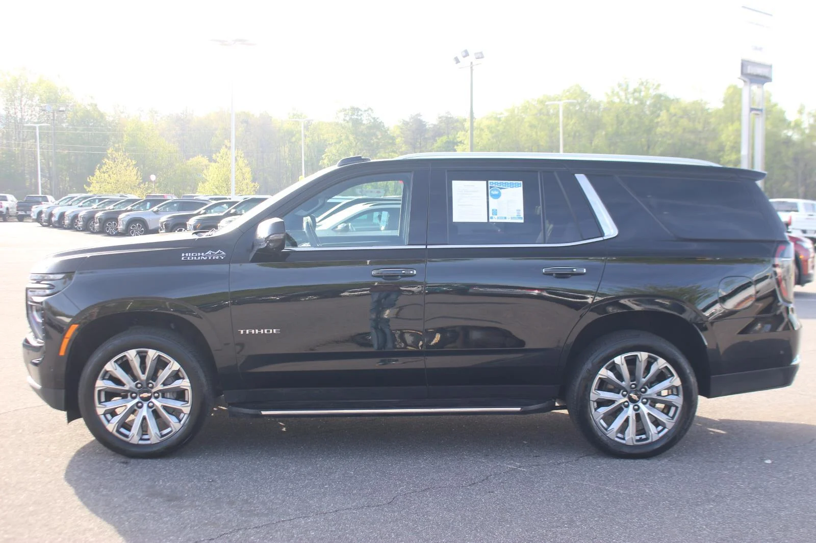 Used 2025 Black Chevrolet High Country image 4