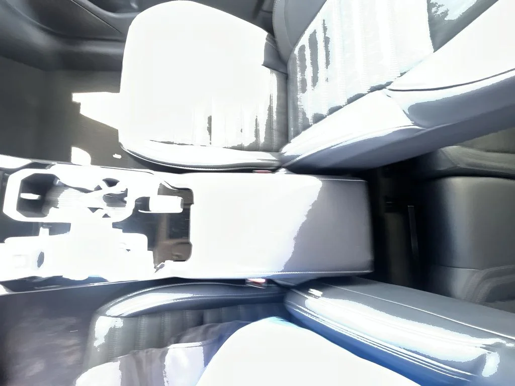 Used 2025 White Mitsubishi SE image 21