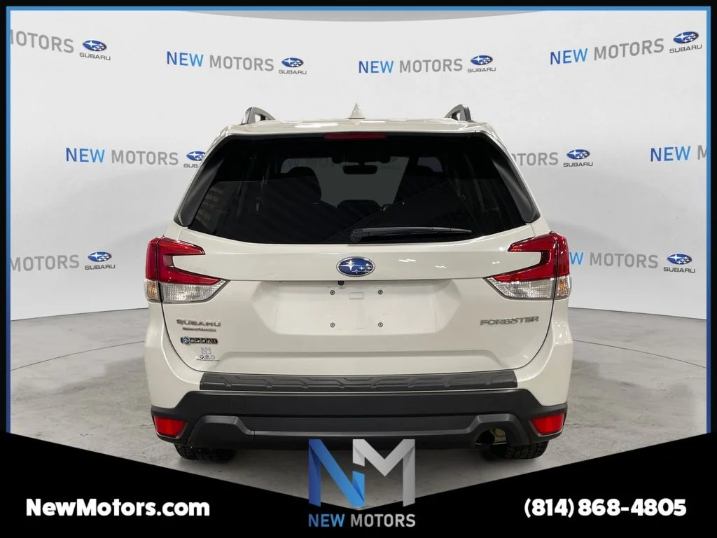 Used 2021 Crystal White Pearl Subaru Premium image 4