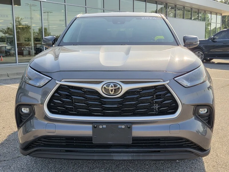 Used 2024 Magnetic Gray Metallic TOYOTA LE AWD image 6