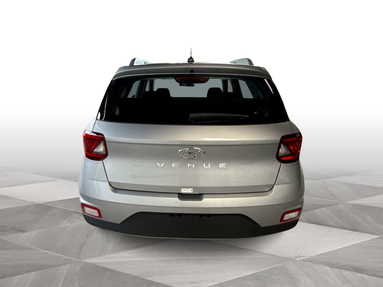2025 Hyundai Venue SEL - Photo 7